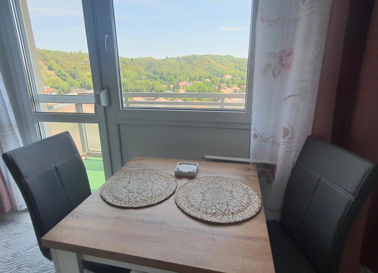 Hegyalja Apartman 米什科尔茨 外观 照片