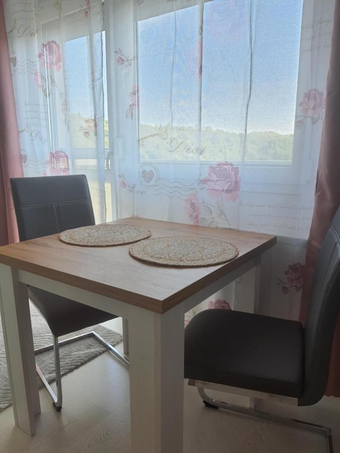 Hegyalja Apartman 米什科尔茨 外观 照片